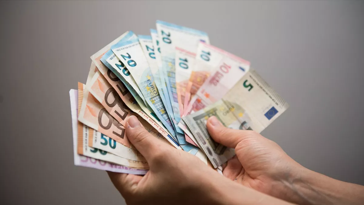 Berechtigung für 5000 Euro prüfen